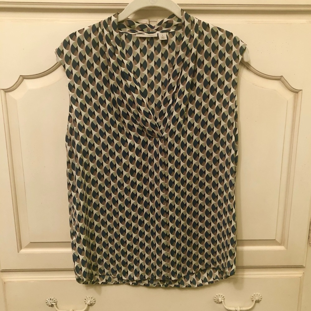 Caslon Sleeveless V-neck Blouse